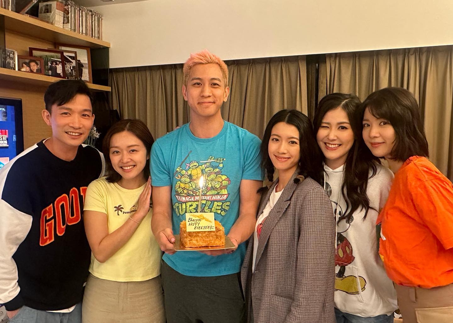 左起周志文、陳明憙、徐肇平、蔡思貝、劉佩玥、陳曉華