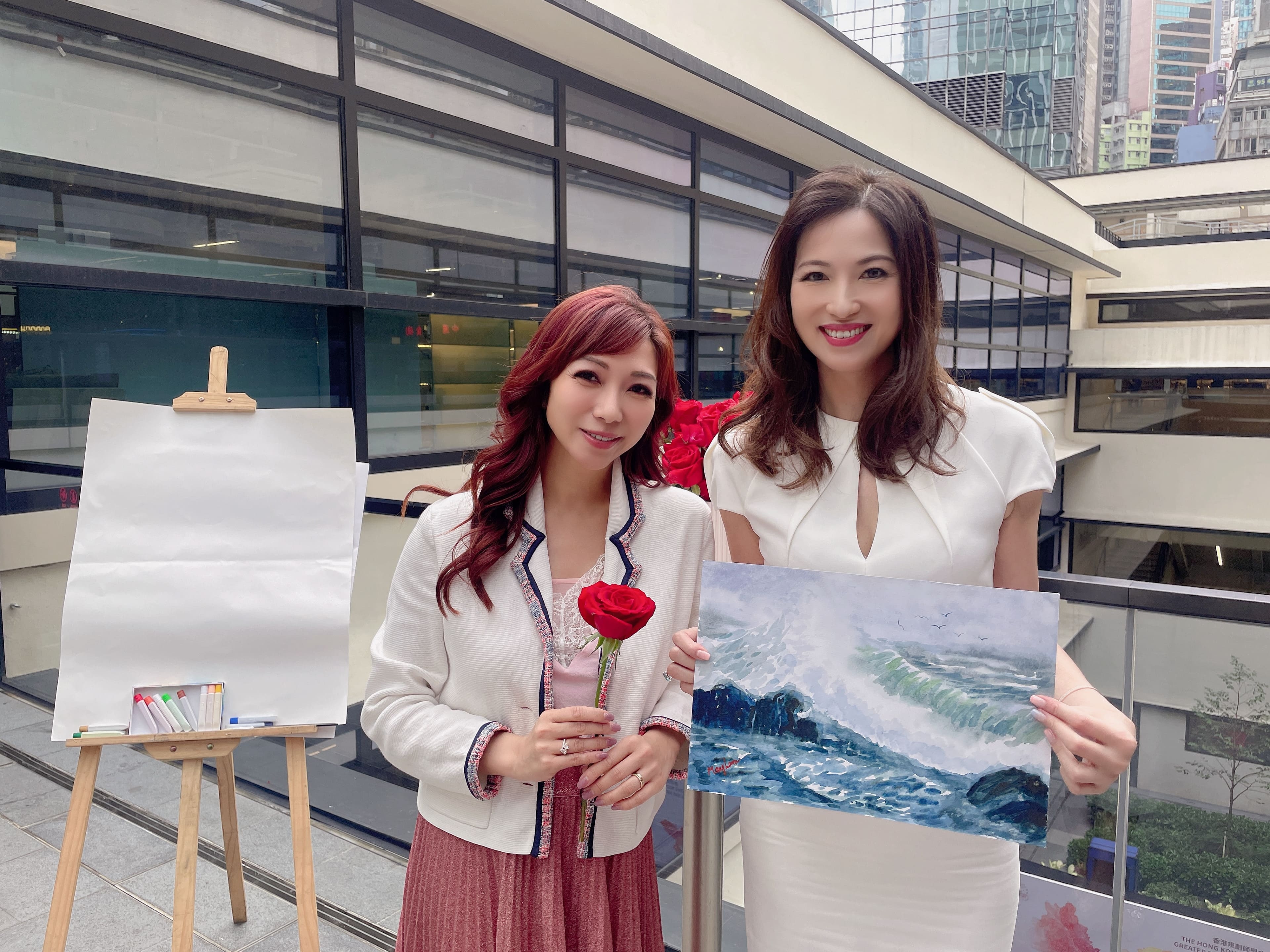 林麗薇是1993年香港小姐亞軍，當年冠軍是備受爭議的莫可欣。