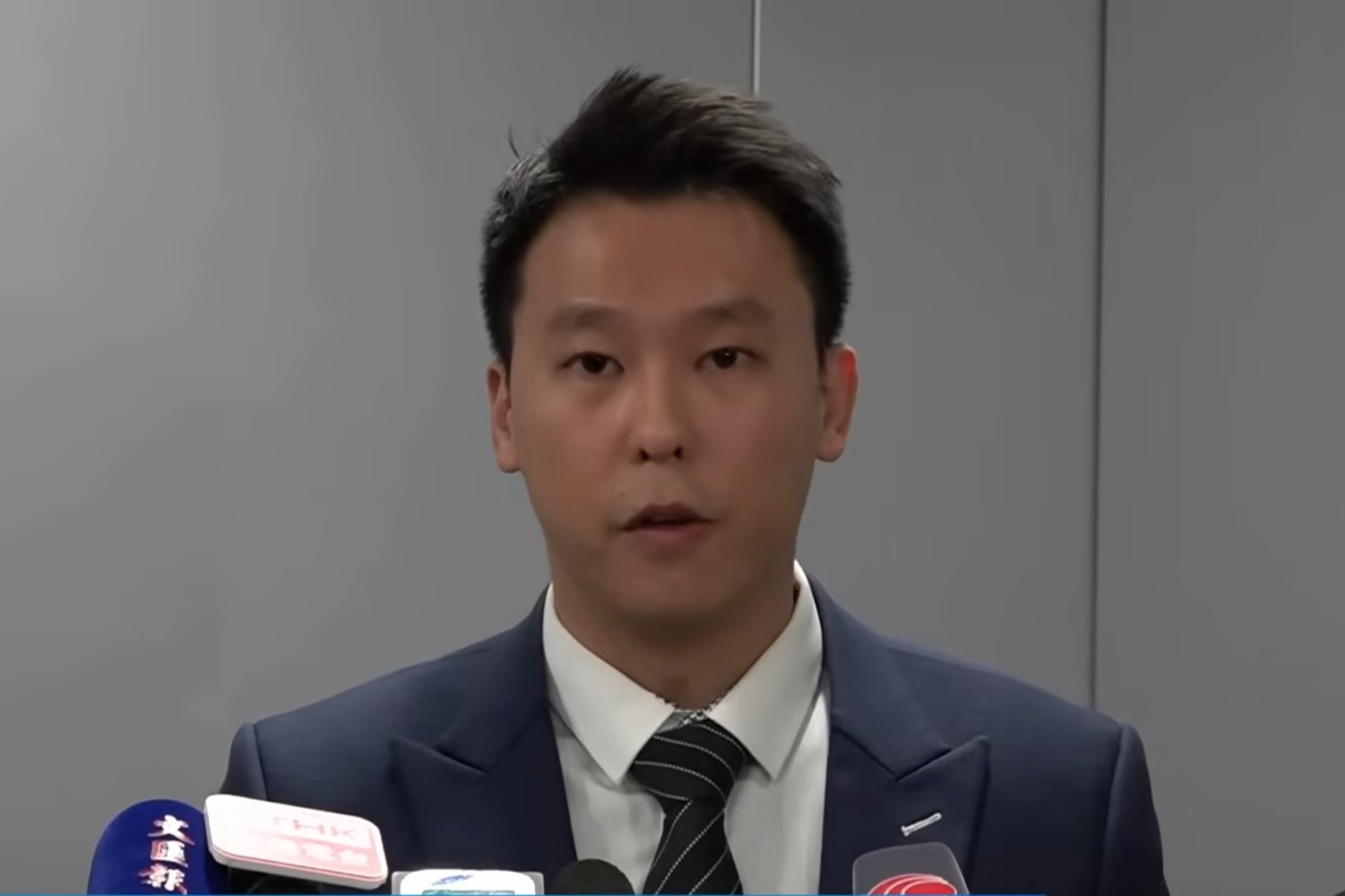 毒品調查科行動組3A隊高級督察陳源勳（警方YouTube直播截圖）