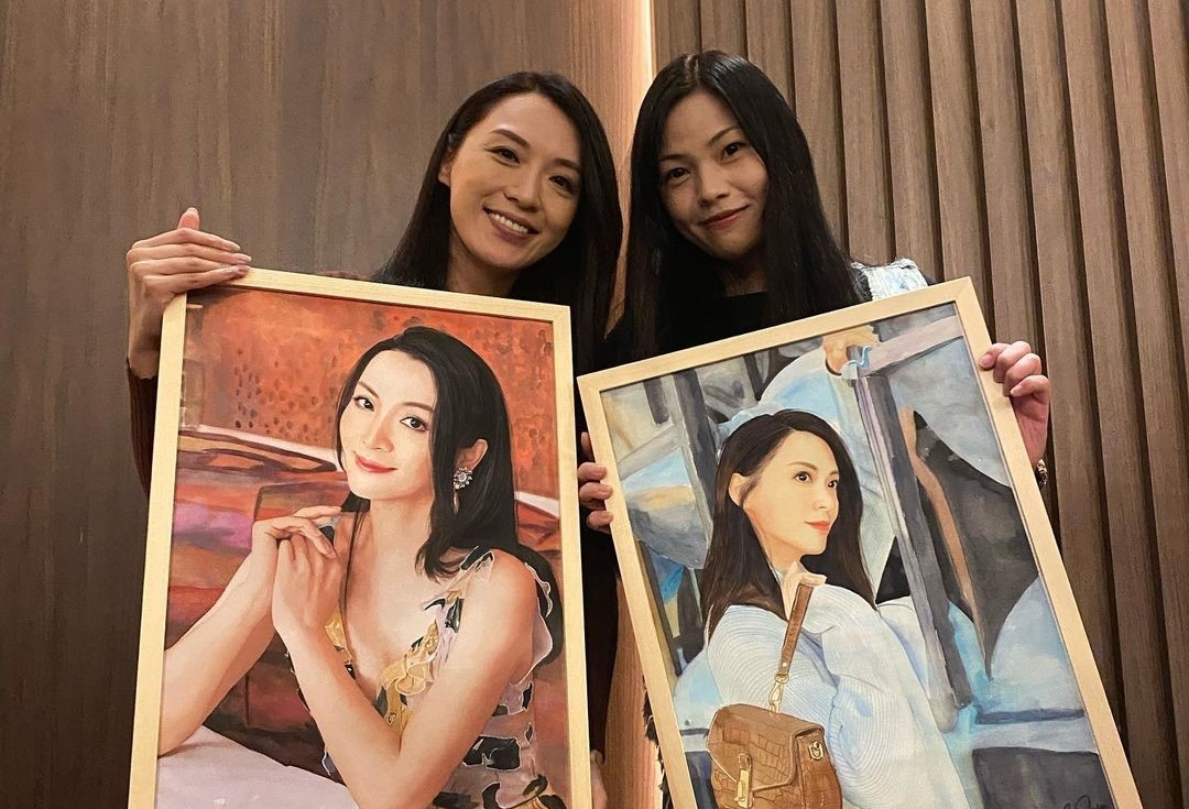 Chris畫功非常好，不時贈畫給圈中好友。