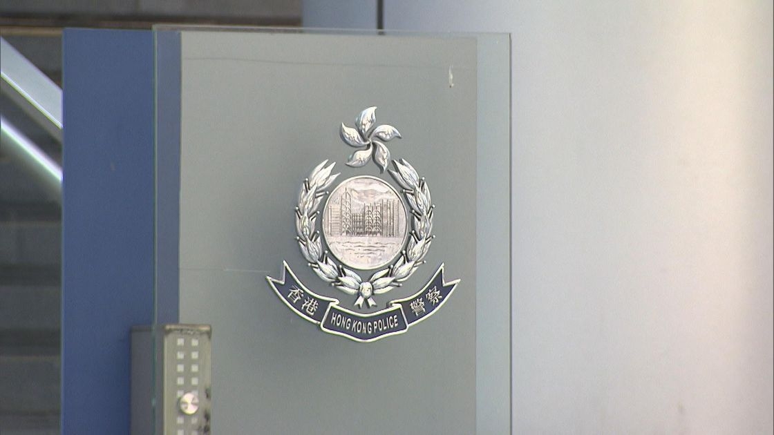 中年休班輔警揸的士期間疑「露鳥」自瀆　涉有違公德被捕及已停職