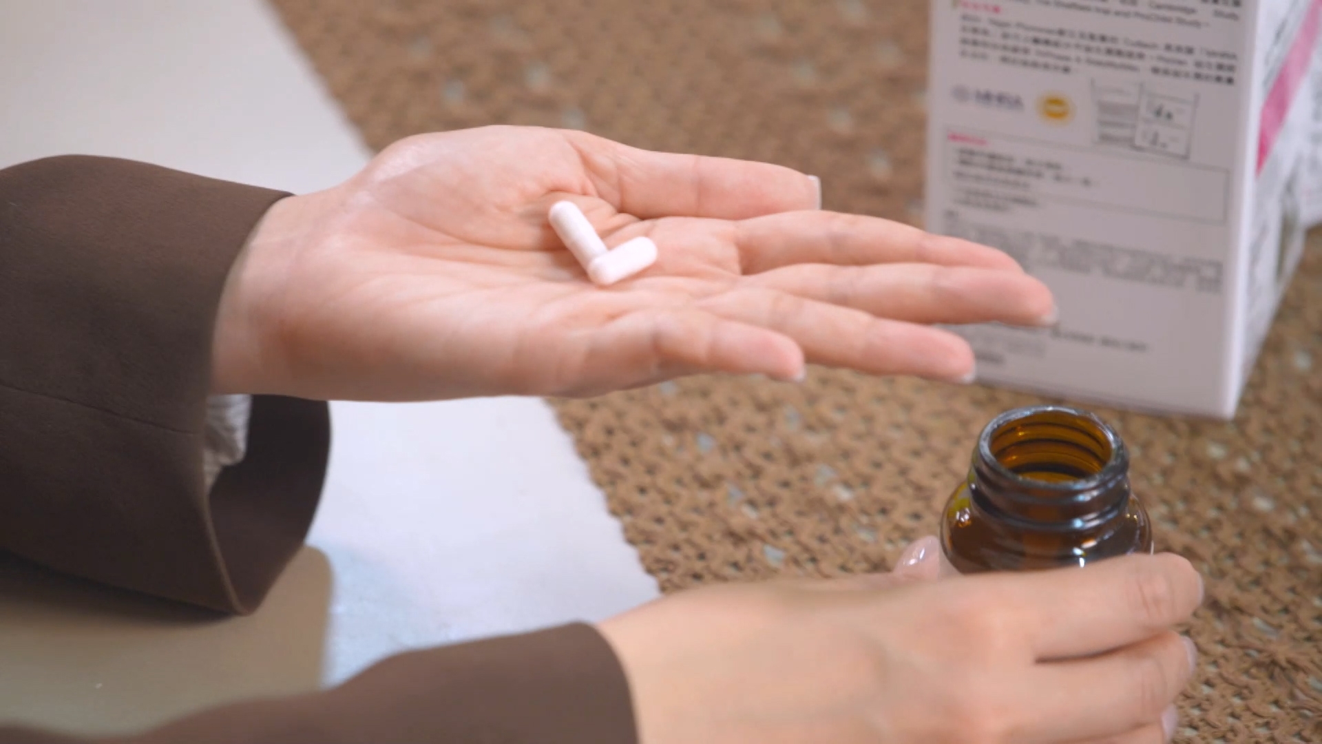 葉凱恩指，每次覺得不舒服，就每日食兩粒益生菌，就可以立即舒緩到私密部位痕癢，灼痛的問題