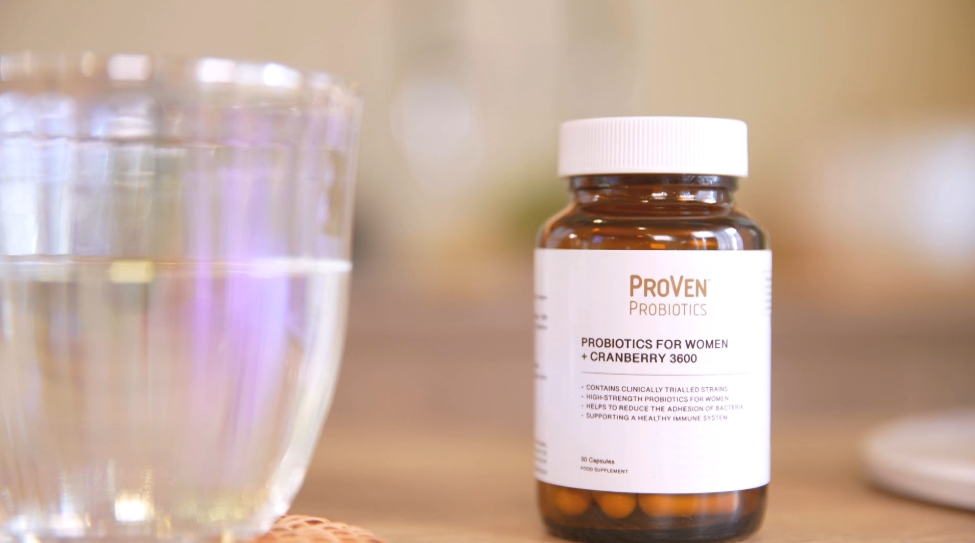 有一種特別針對女士私密部位的益生菌「加氏乳酸菌」，可以穩定私密處的酸鹼值，抑制念株菌的繁殖，減少陰道感染，舒緩私密處敏感痕癢等不適。