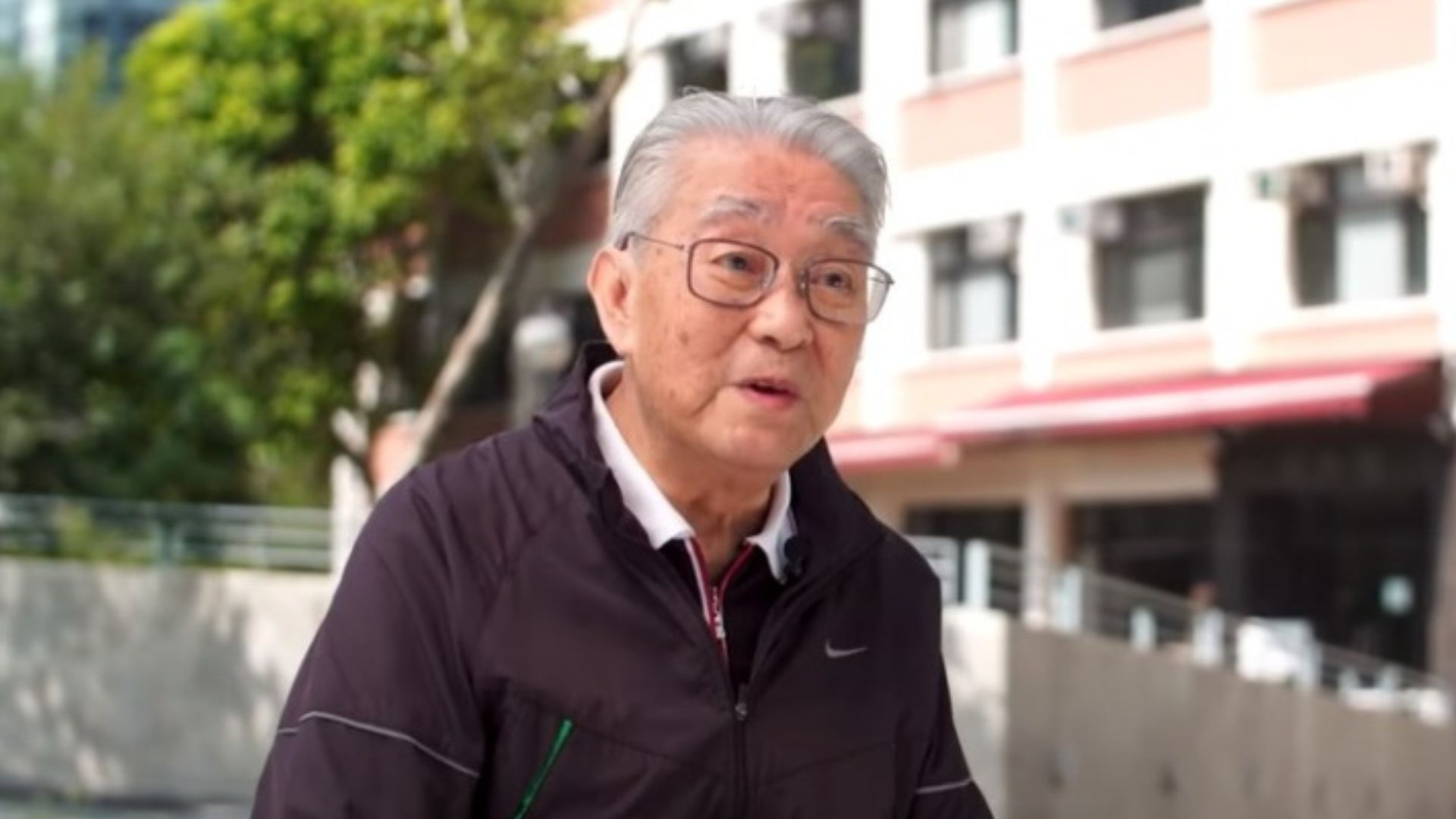 周驄曾接受「賽馬會安寧頌」計劃訪問，講述自己人生篇章，坦言對生死十分豁達。