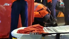 黃大仙有貨車與電單車相撞 電單車52歲女乘客被困車底送院後不治