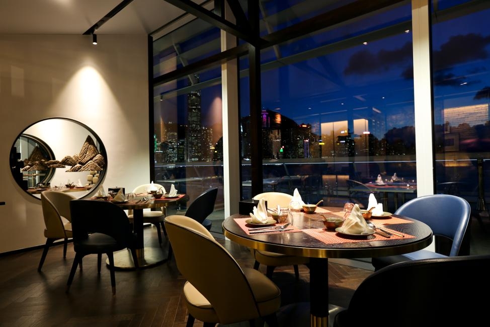 羲和雅苑｜90分鐘任食點心片皮鴨午市放題｜90分鐘任食片皮鴨、蠔午晚市放題｜羲和馳名烤鴨｜黃金蟹肉炒飯｜京菜官府菜中菜館｜尖沙咀｜東涌｜堂食推介2025