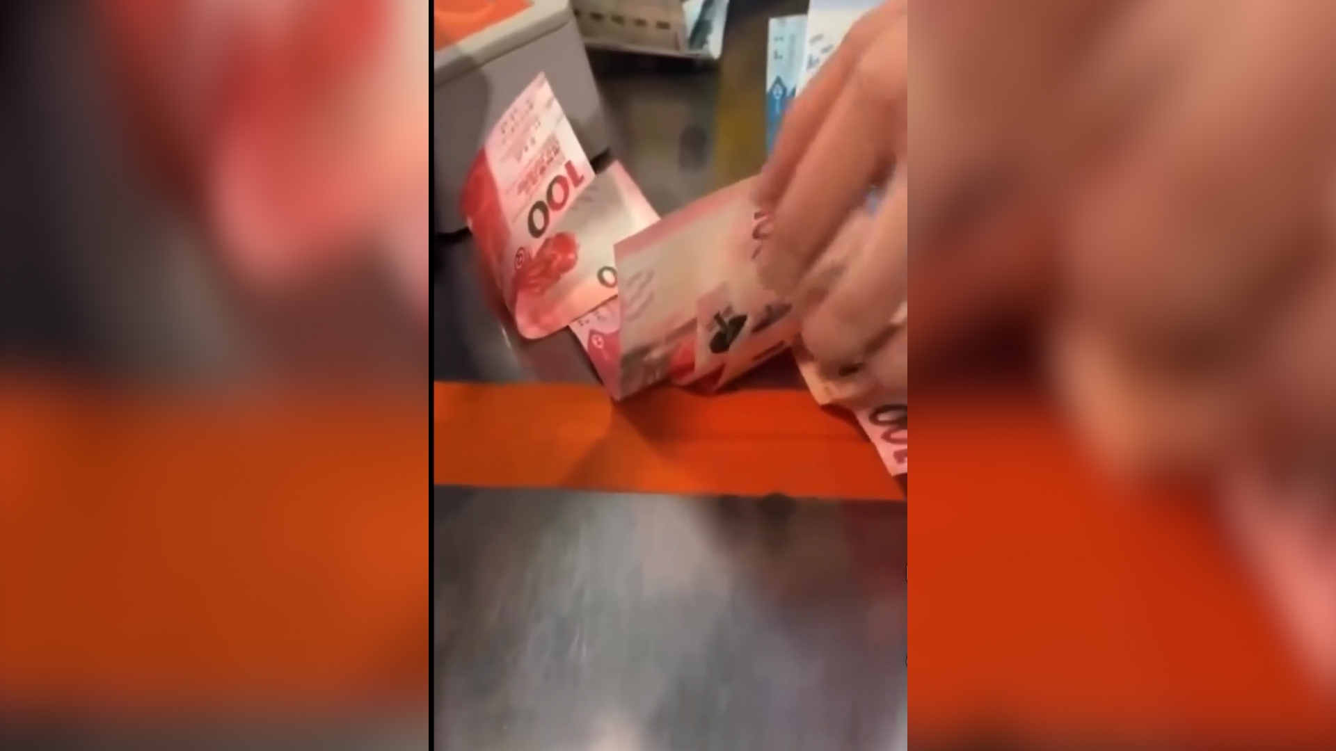 內地客犯錯被港鐵罰款　埋怨罰$1000太多　市民：至少佢有交 （FB@Soso Chan）