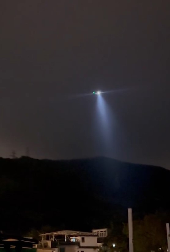 大埔七旬翁行山迷路　直升機照亮山頭搜索　街坊拍片：以為有外星人