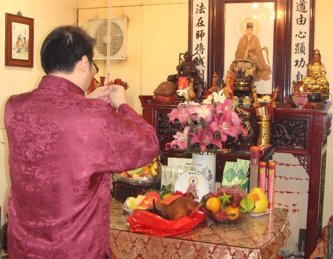 方海閱玄學風水網站:: 傳統習俗:: 文章:: 年尾酬神宜忌