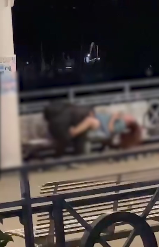 東張西望報料｜長洲紅燈橋驚見真人活春宮　男女長凳激戰勁露骨嚇怕觀眾