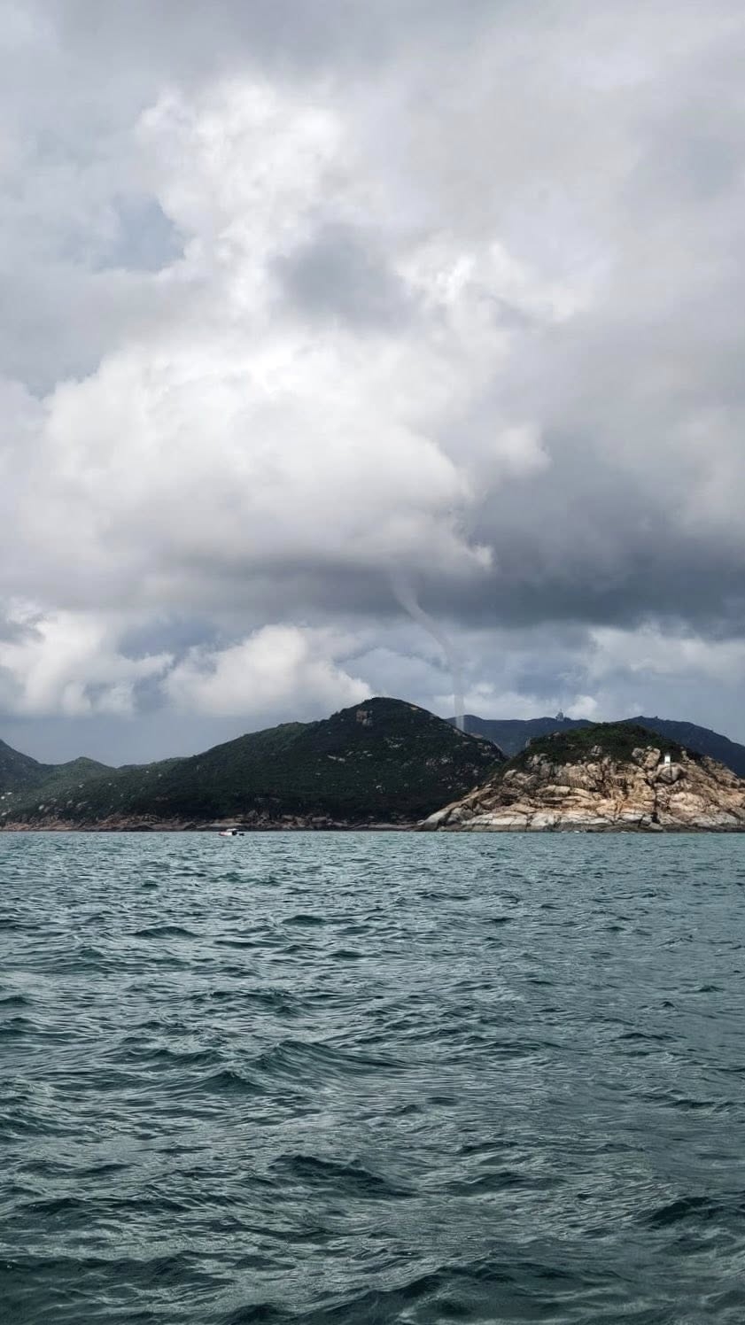 水龍捲再現南丫島海面　天文台：俗稱「龍吸水」　兩原因解釋成因