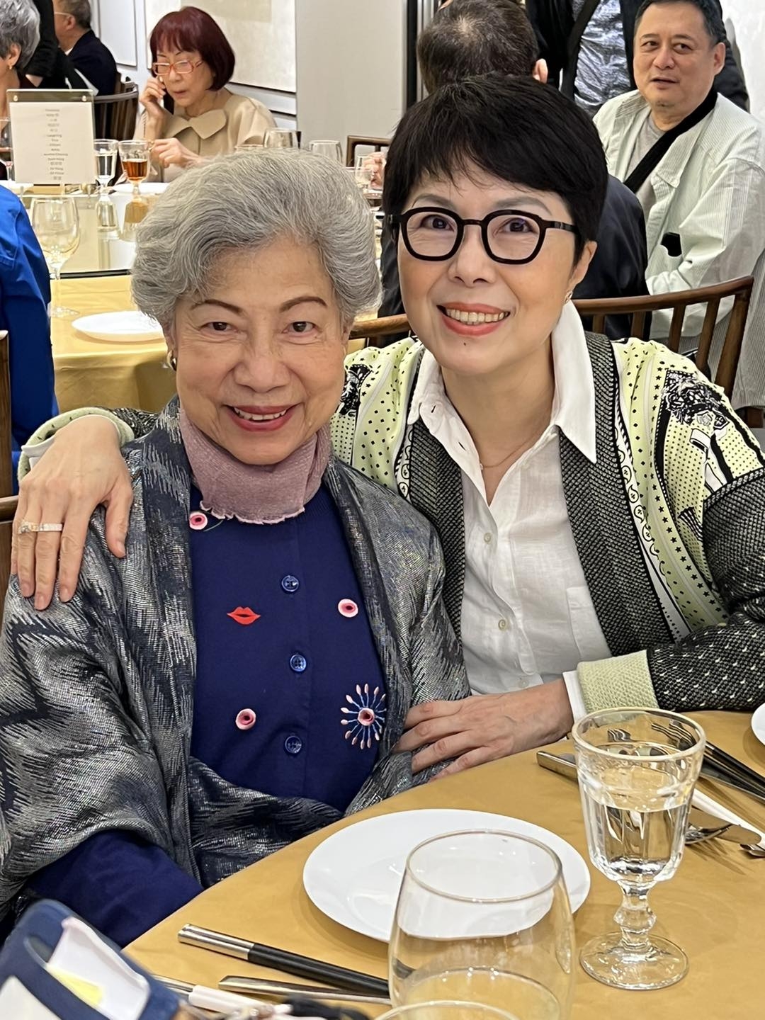 菊姐下個月3日係佢65歲生日，屆時又可以相約朋友再聚。