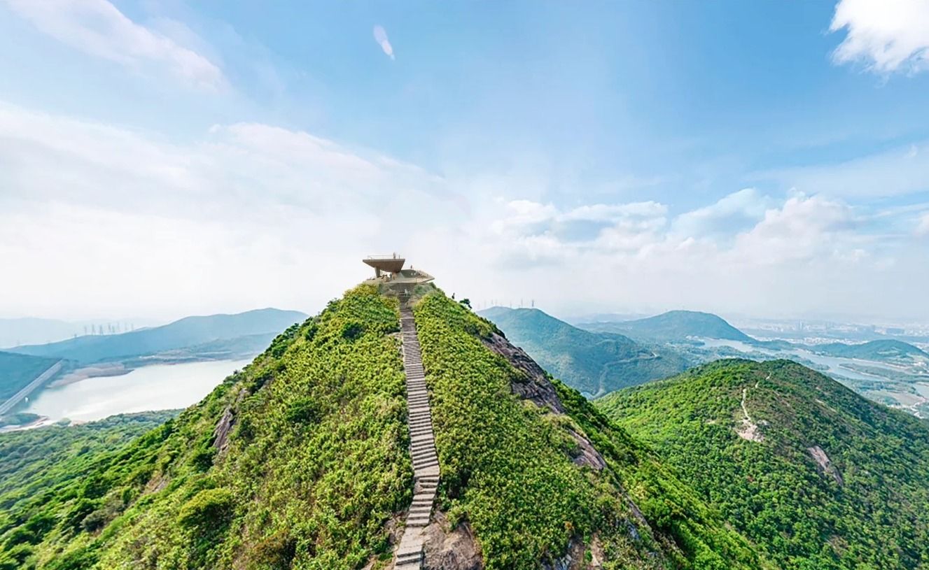 深圳天空之城梅沙尖雲端觀景台