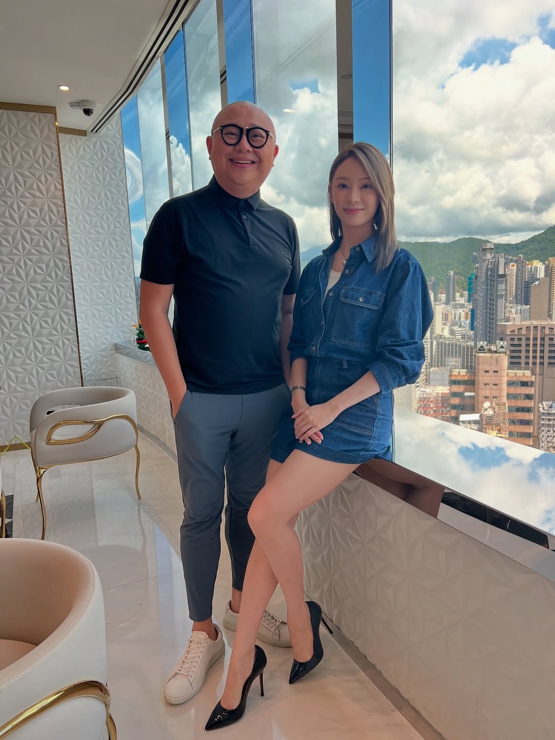 孖女神葉蒨文情侶拍廣告吸金網民力推GM最襯擊倒阿Bob - 東張+