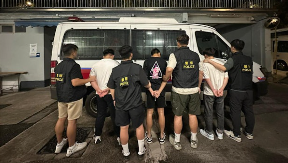 大坑東邨三名17歲少男涉販毒被捕