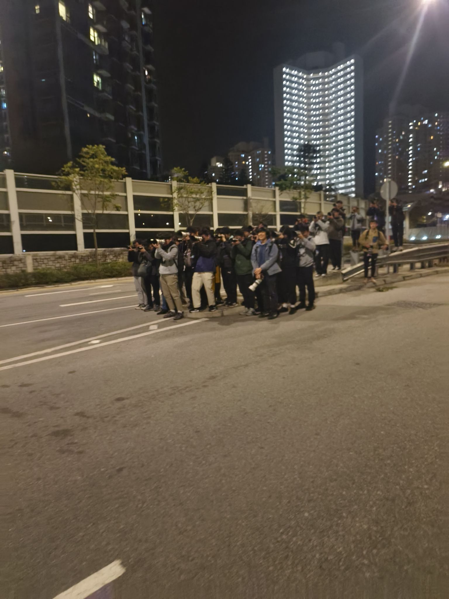 巴士迷疑為影巴士擺單車擋馬路