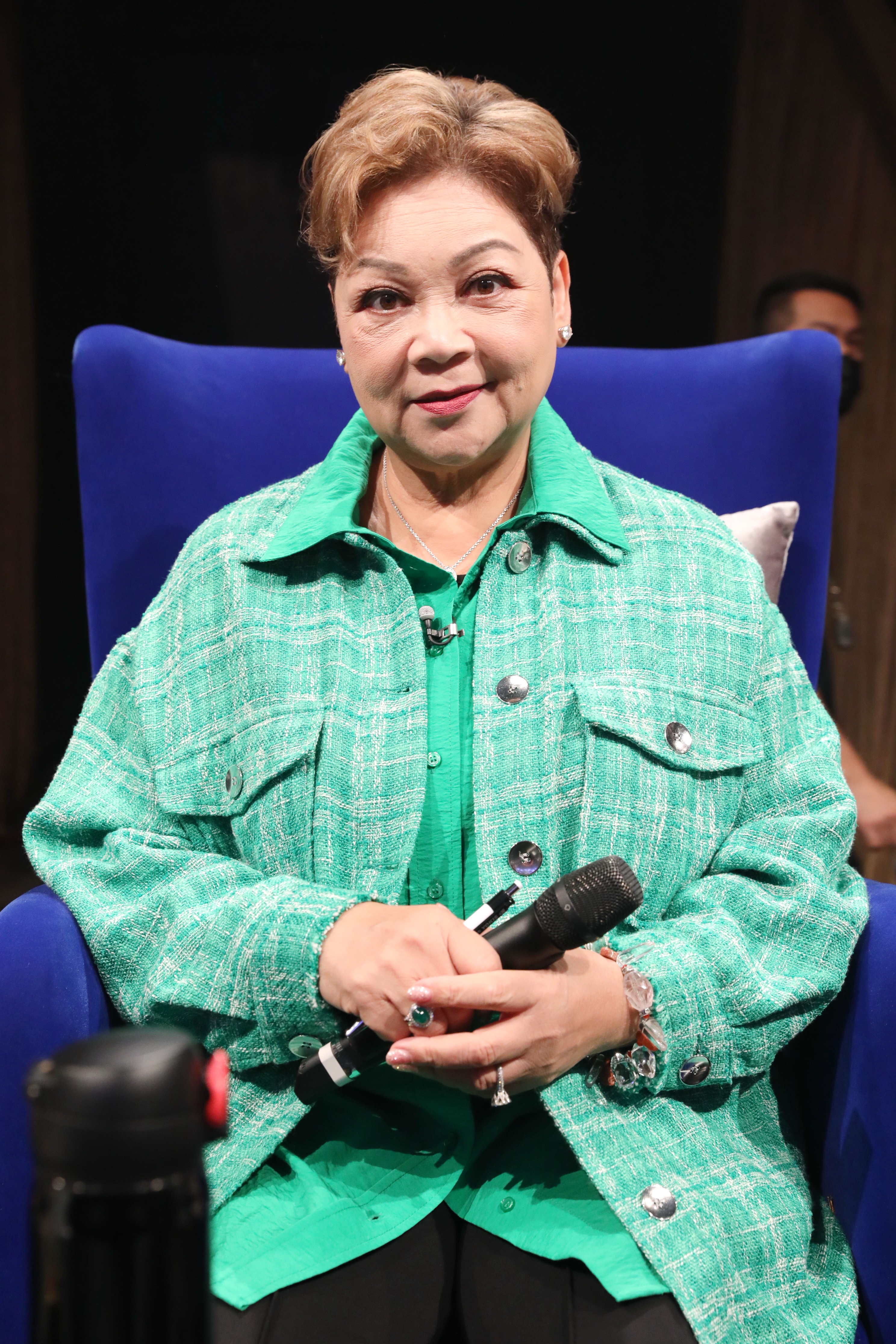 Maria Cordero暱稱「肥媽」，著名歌手及節目主持人。