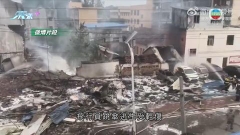 湖北襄陽有飛機墜落民居爆炸 據報飛行員跳傘逃生受輕傷