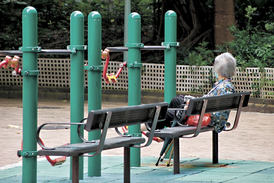 26%「留守長者」現中度以上抑鬱症狀- 香港文匯報