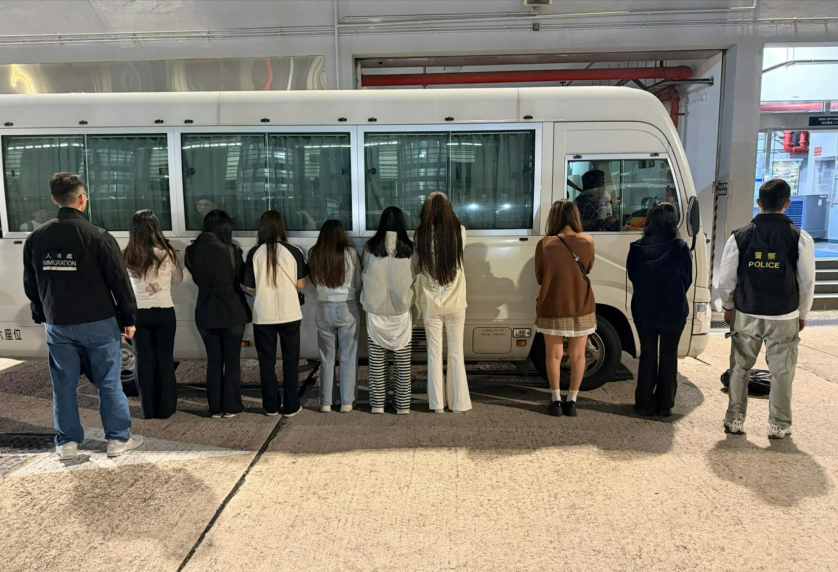 警方油尖旺掃黃共拘24名流鶯　全為「內地女」年齡最大48歲 (警方提供)