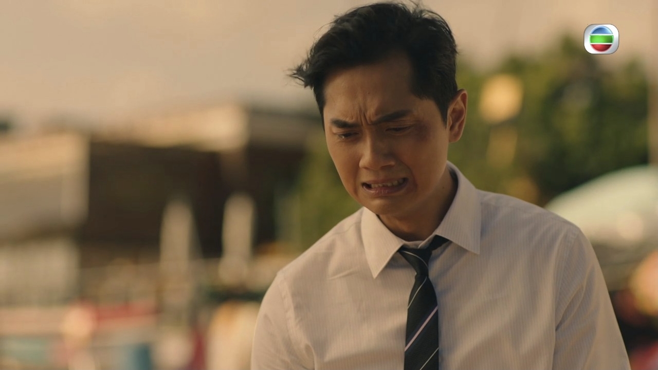 湛霆對住個海將內心嘅冤屈講晒出嚟，仲要邊講邊忍不住落下男兒淚。