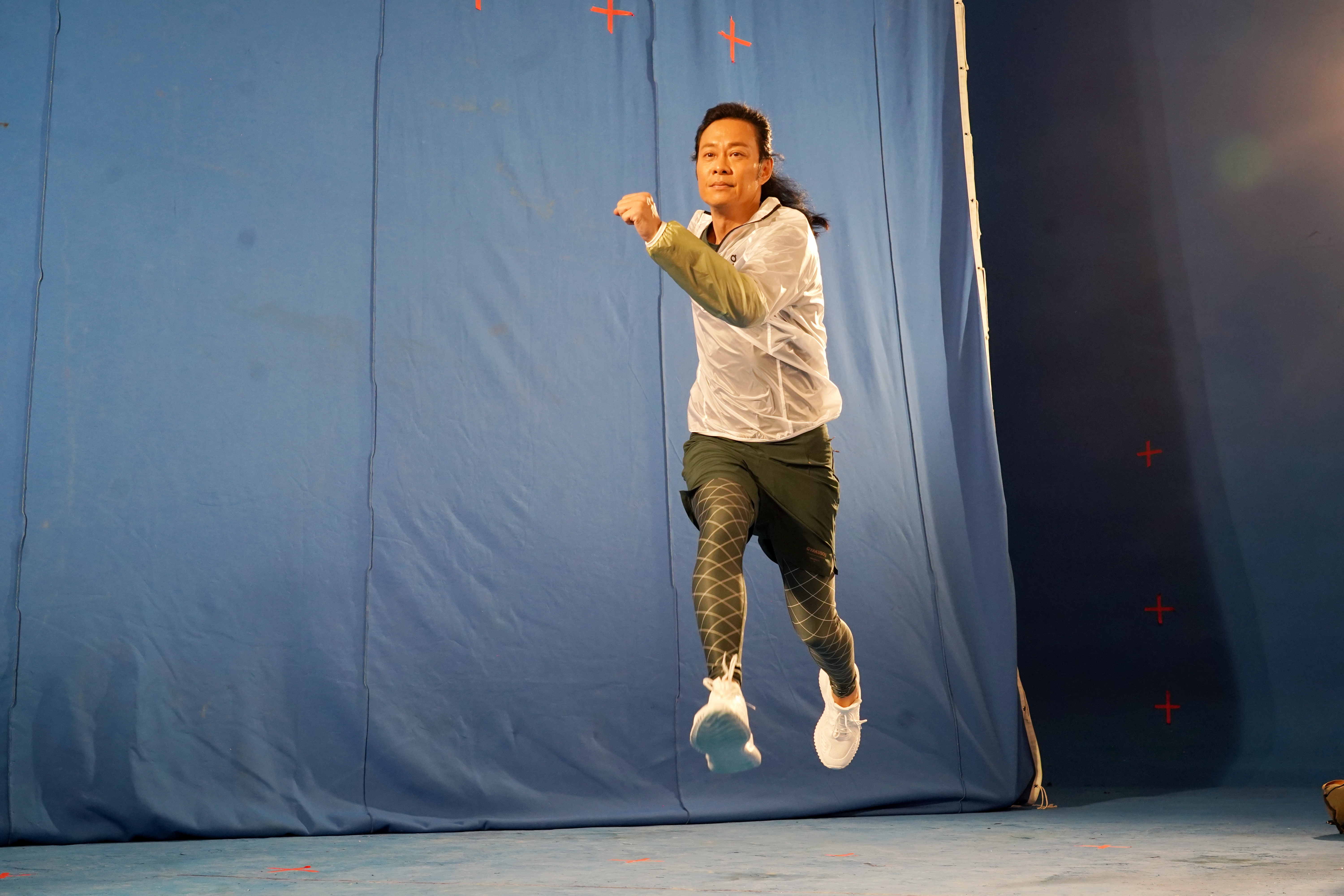 阿智話喺廣告入面叫做跑得少