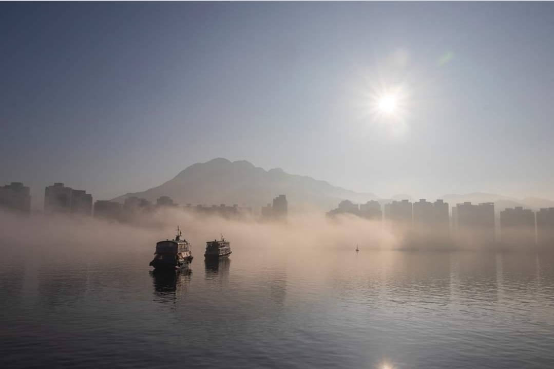 馬鞍山等地今早美如潑墨山水畫。網絡圖片