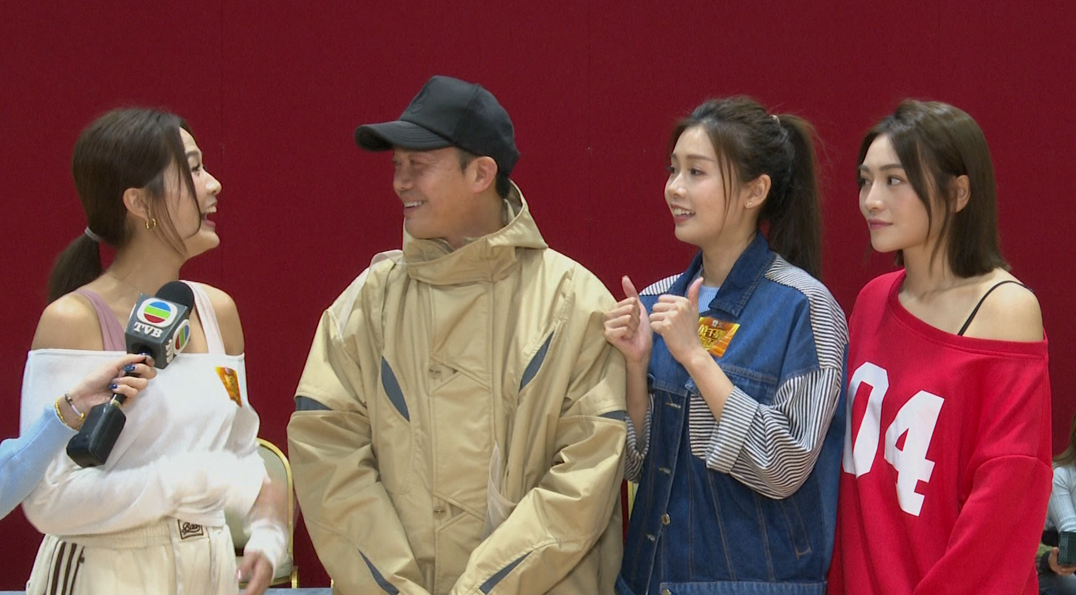 據現場消息，謝天華在綵排中狀態大勇，舞步俐落，與多位女星貼身共舞，默契十足。