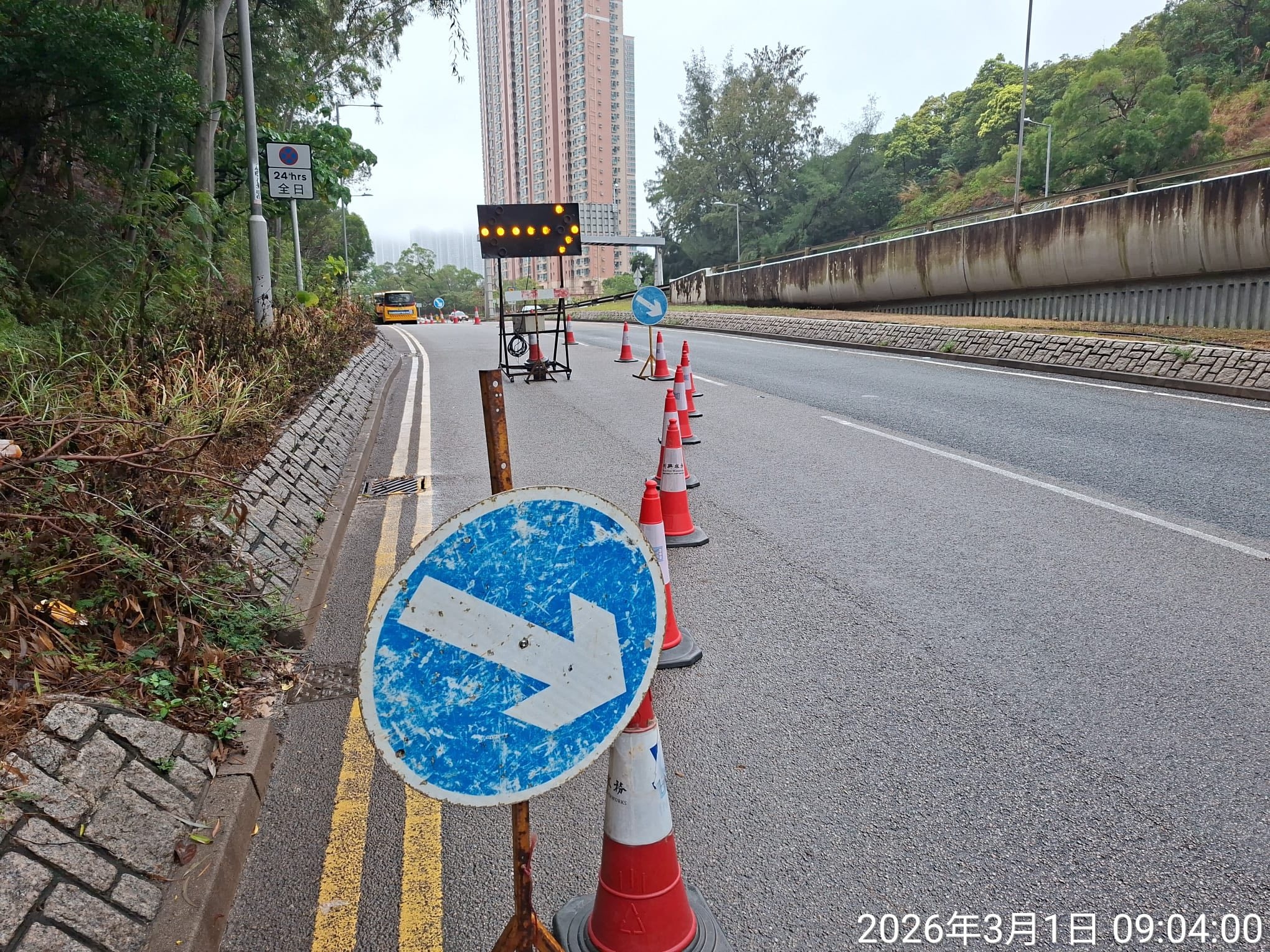 將軍澳環保大道鹹水管滲漏　康城及工業邨等暫停沖廁水 (西貢區區議員張美雄)