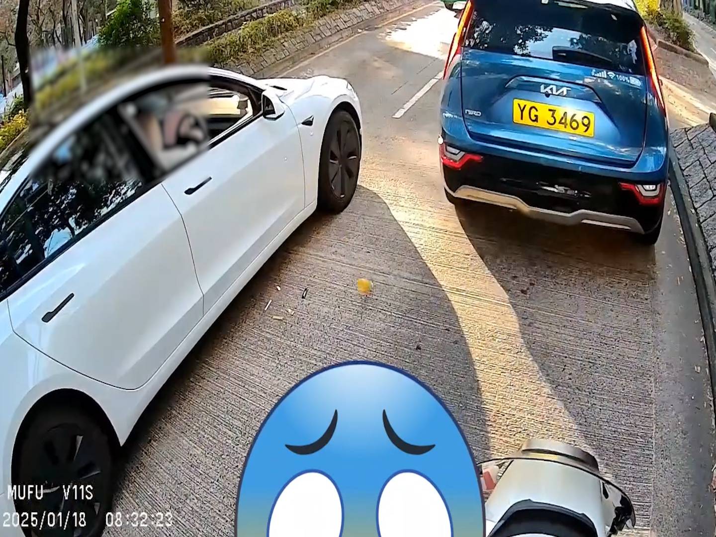 無品Tesla司機馬路亂拋垃圾險中鐵騎士