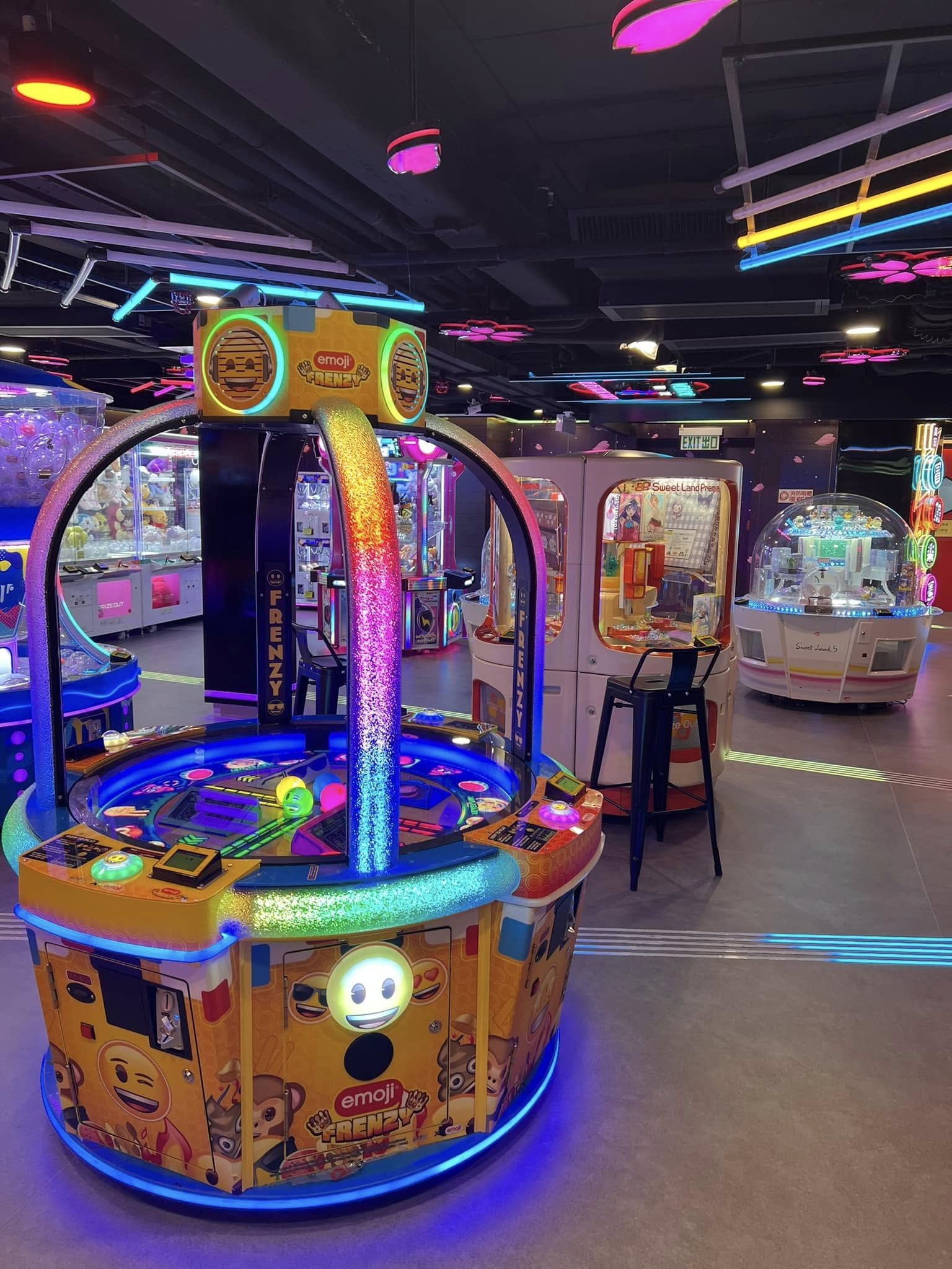 冒險樂園推「大減價」5蚊夾公仔原來有原因。(網上圖片)