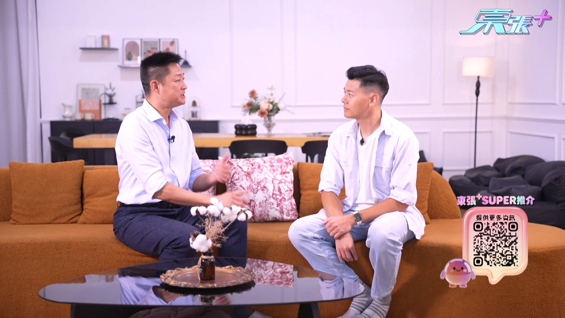 楊證樺稱，他在大型戶外活動做保安，唔止長時間著皮鞋，仲要成日企出好多汗，搞到腳趾長期係潮濕、唔通風嘅環境，好容易滋生真菌。而家腳甲已經變得又灰又黃，甲質好脆弱，輕輕剪一剪就會碎開。