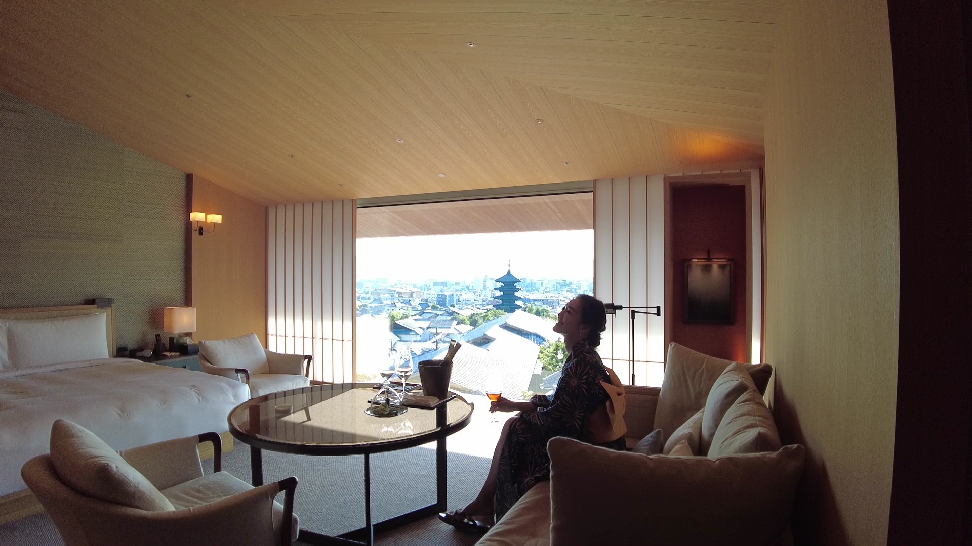 總統套房一晚房價高達逾8萬港元嘅京都五星酒店。