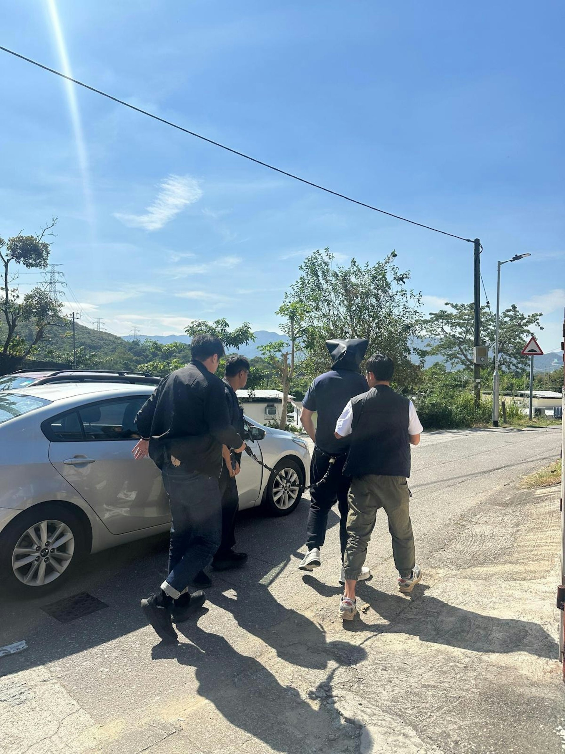 行動中，警方拘捕5人。（警方圖片）