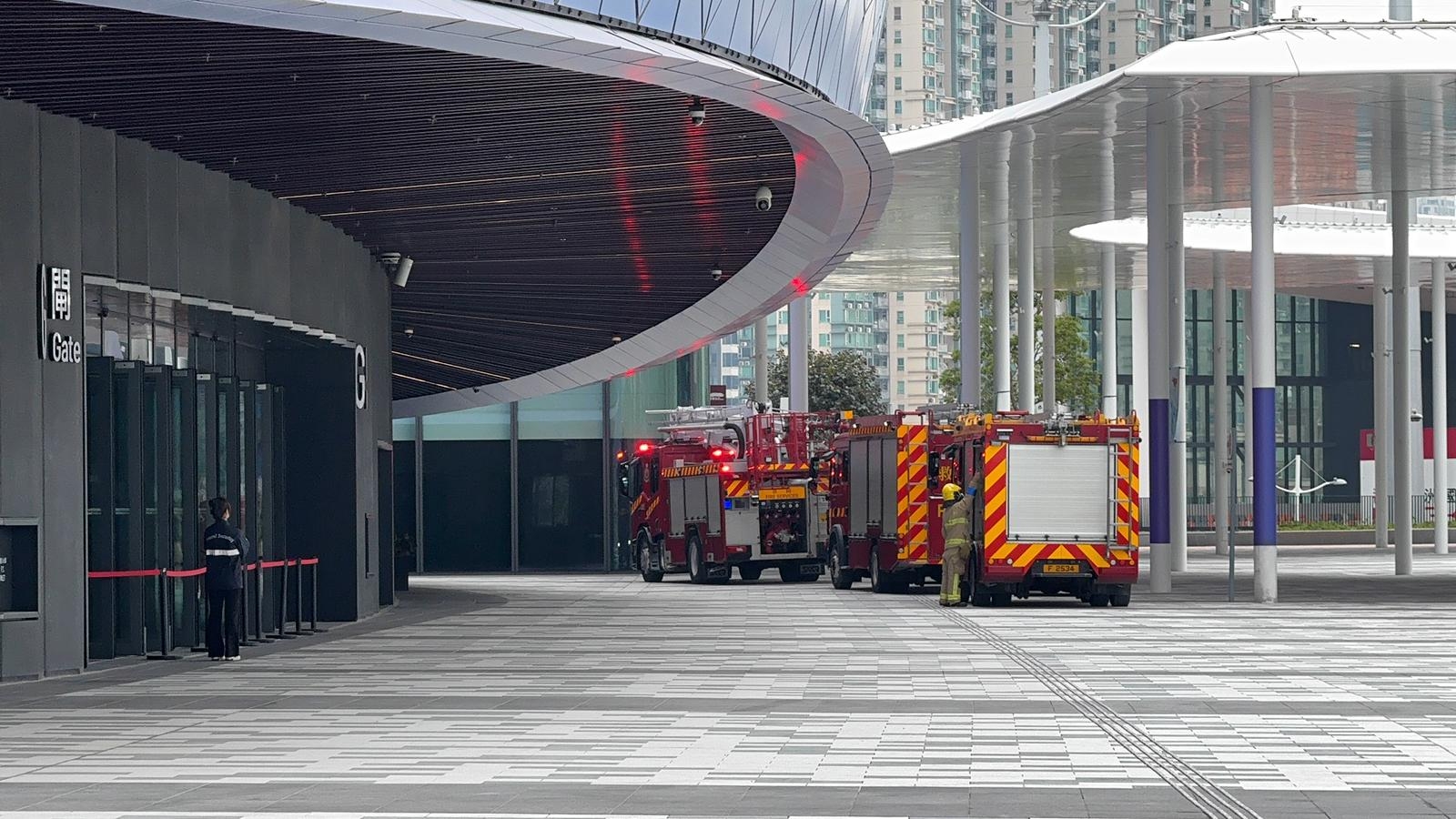 消防到場後，動用一條喉及一隊煙帽隊進行灌救，並於中午12時35分將火救熄。