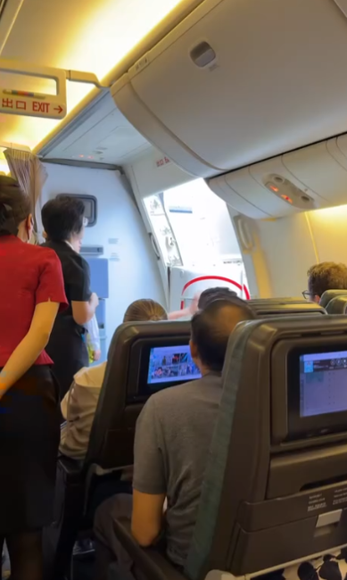 國泰客機緊急出口漏水照起飛乘客憂飛行安全