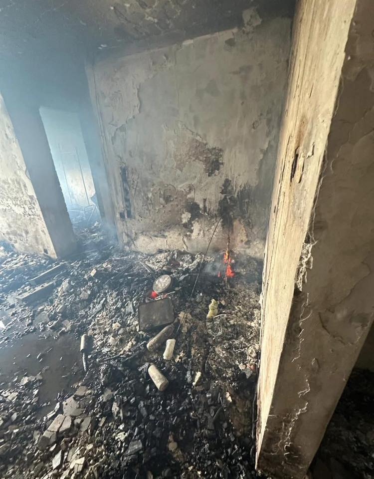 大埔宏福苑五級火｜災後單位慘況大公開，內櫳「甩皮甩骨」慘絕人寰。(FB@Kitty Chau)