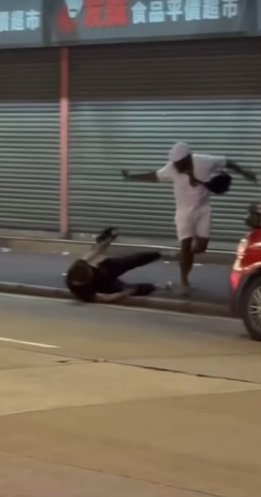 長沙灣街頭拉扯驚傳電槍電擊聲　非裔男拉扯黑衣男起衝突惹街坊憂慮