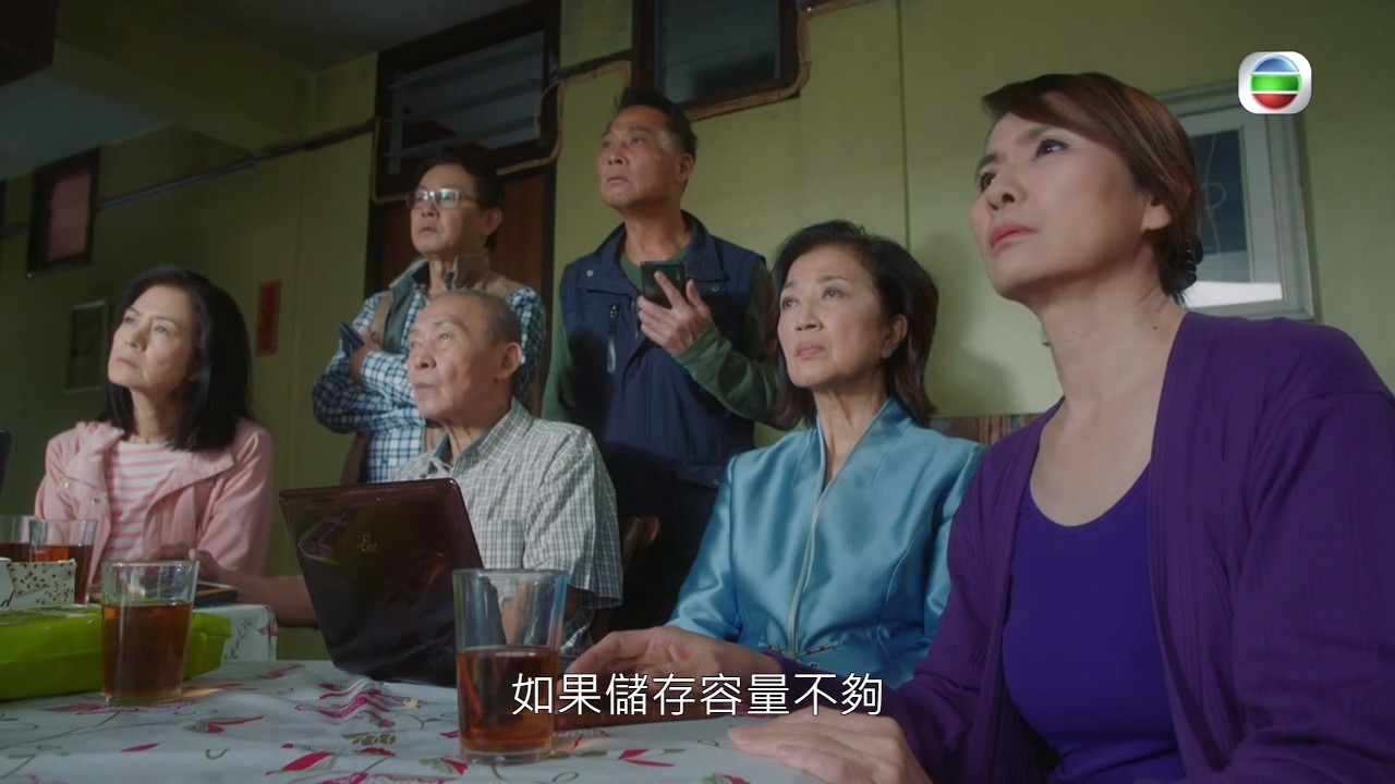 「12成員」個個身懷絕技，而且仲會齊齊幫江嘉敏角色完成任務。