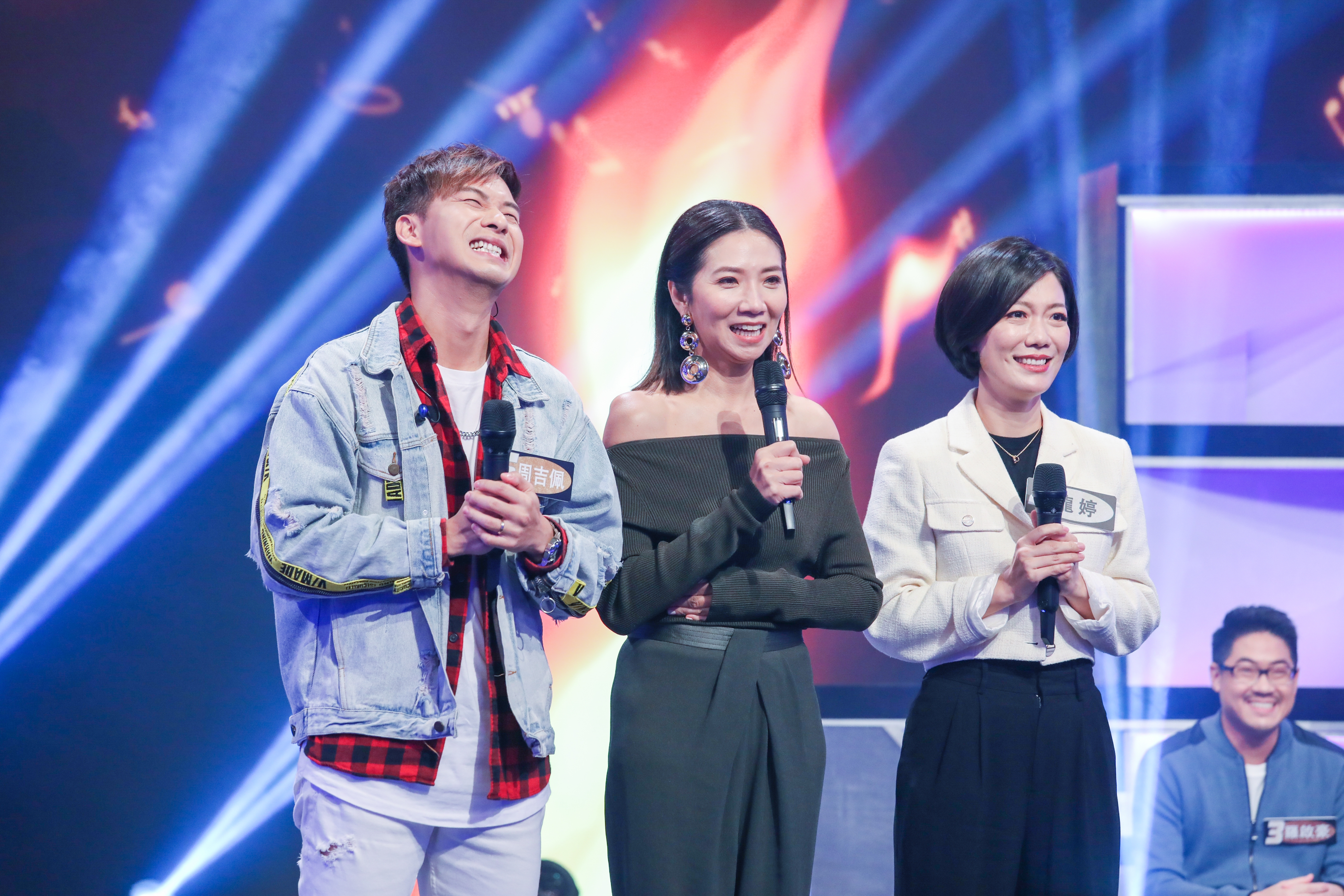 上回合5燈選手周吉佩今次表現失準。