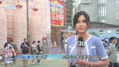 【太平清醮】[現場]飄色巡遊後有市民繼續欣賞舞龍舞獅表演