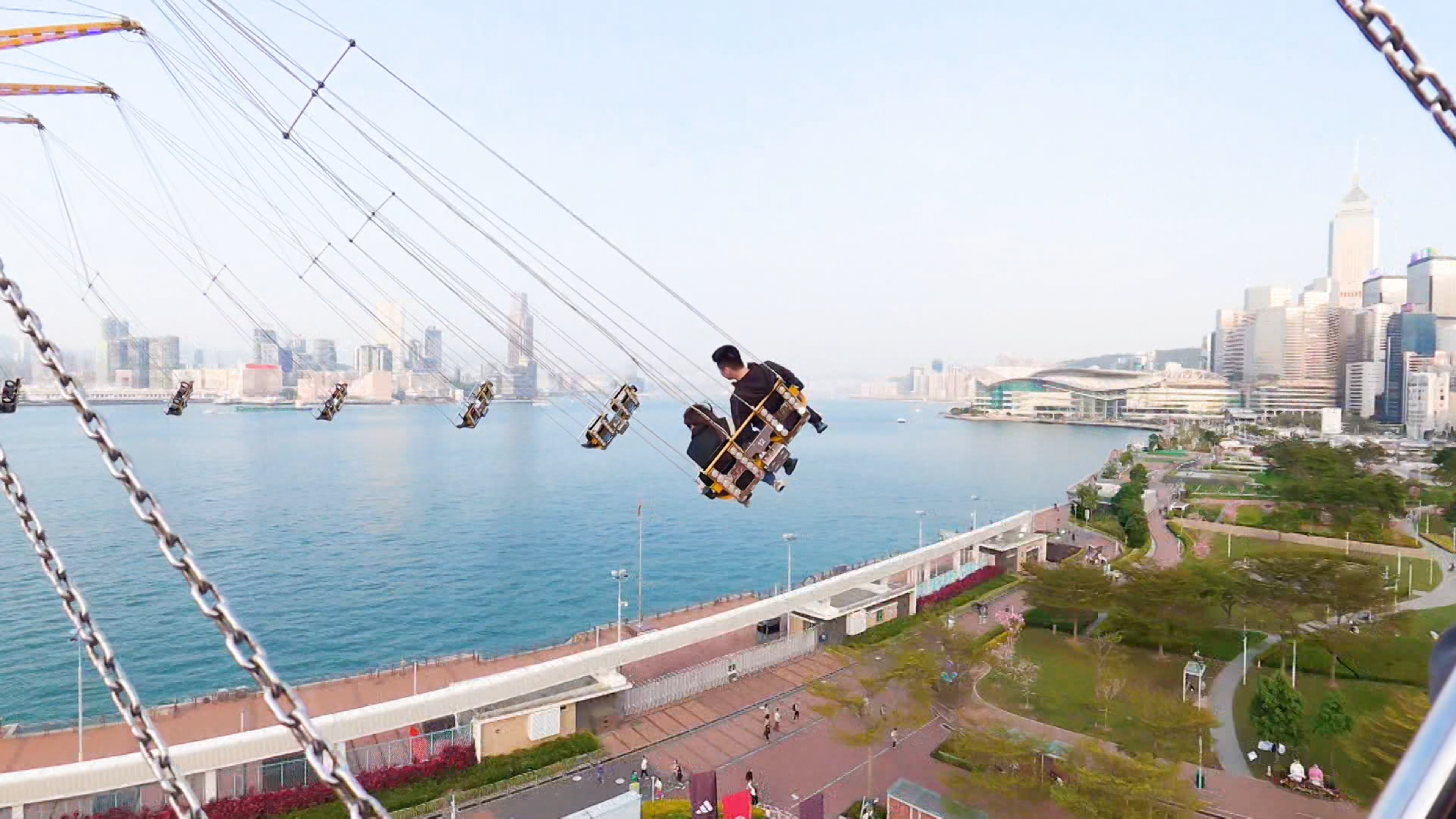 挑戰80米高空「大笨鐘」 360度維港奇景盡收眼底