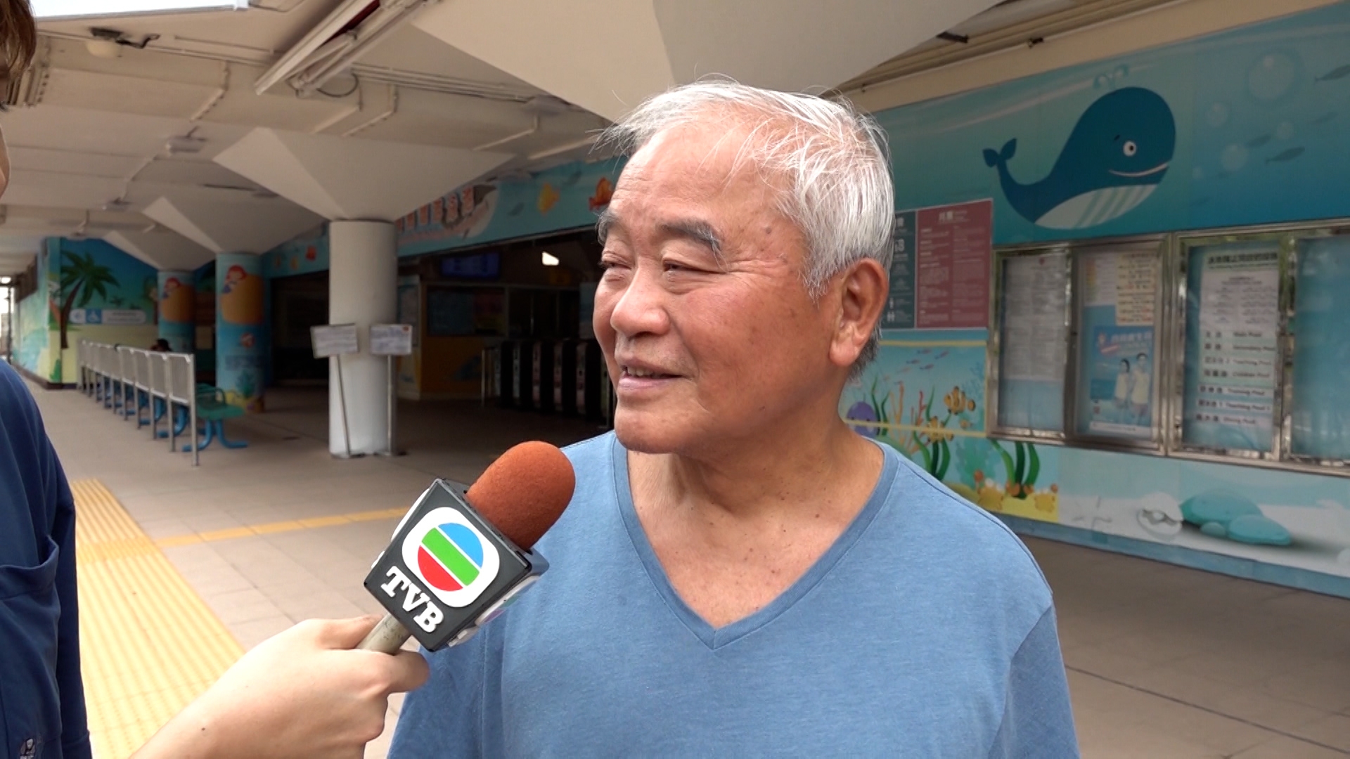 當時剛巧正在游泳的泳客，大感「死過返生」。 
