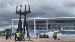 博爾索納羅支持者衝擊國會總統府 盧拉指事件為暴動將嚴懲參與者