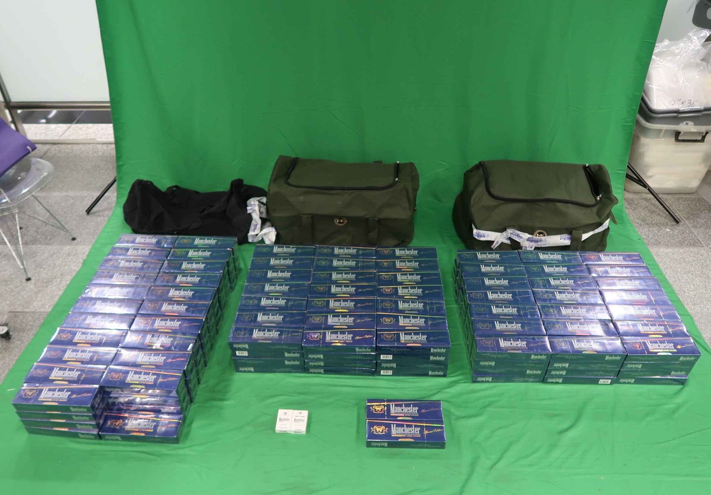 39歲男旅客帶逾五萬支私煙經機場入境　判處監禁6個月和罰款2000元 （海關提供）