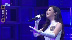 中年好聲音2︱「龍婷2.0」鍾維招牌旗袍裝唱鄧麗君名曲 聲線激似原唱肥媽大讚　