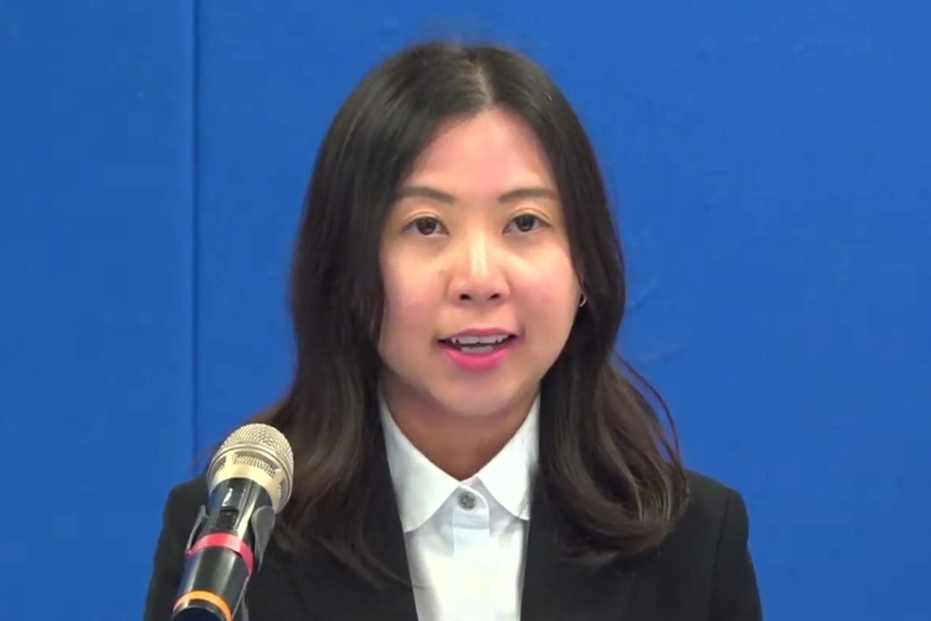 創新科技及工業局數字政策辦公室高級系統經理（數據應用）吳文婷女士（警方YouTube直播截圖）