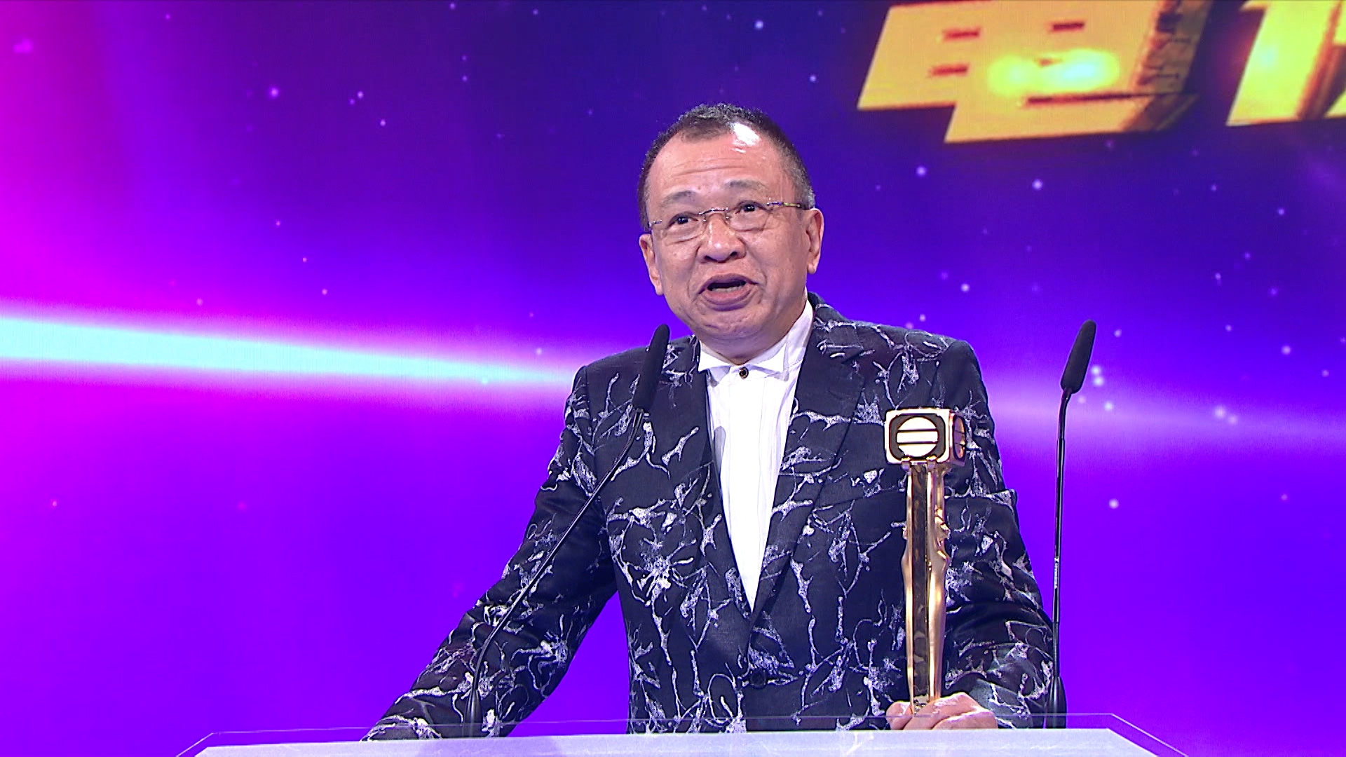 2014年，在《使徒行者》中，憑著覃歡喜（歡喜哥）一角，更獲得最受歡迎電視男角色。