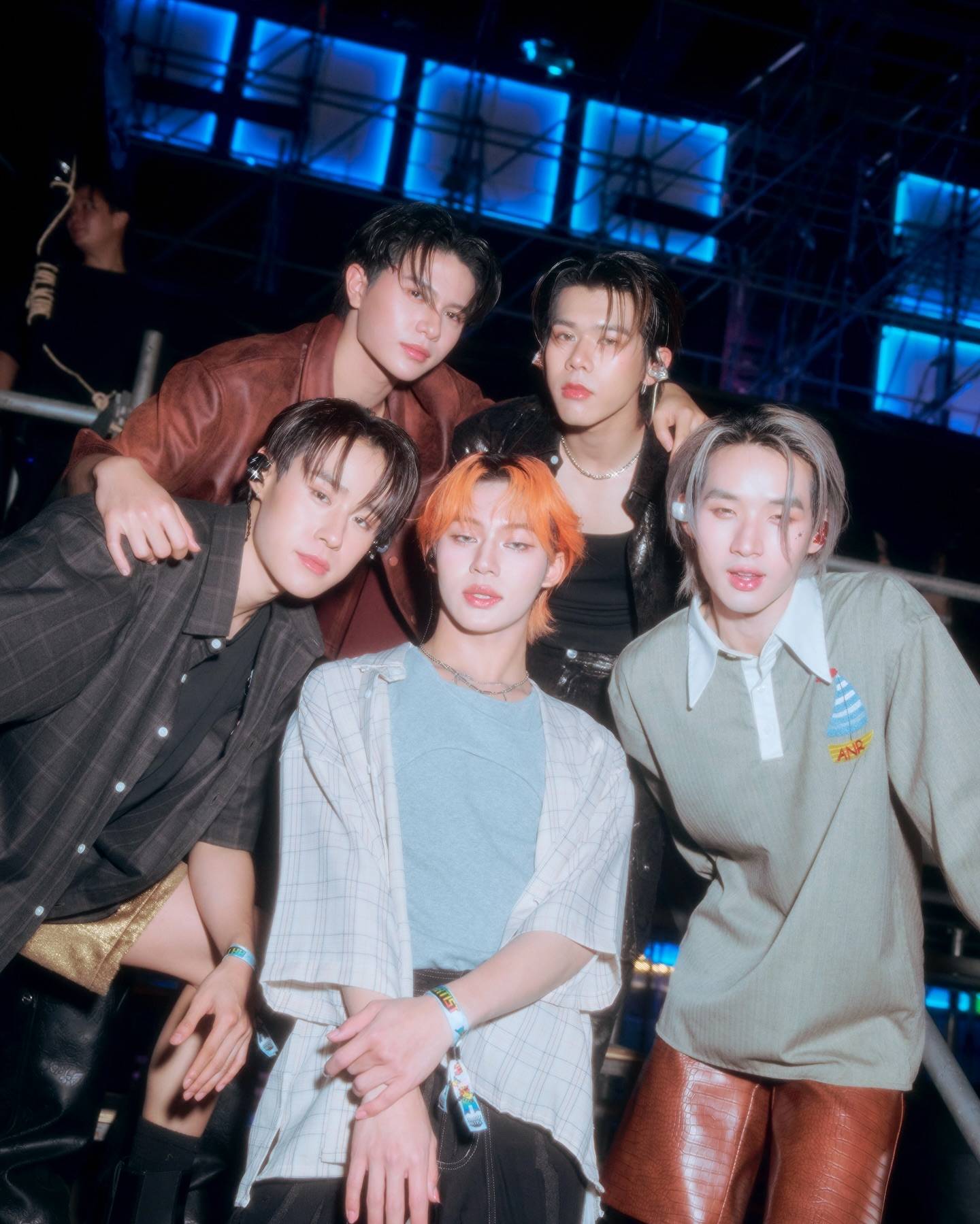 新春花車巡遊｜韓國女團Kep1er及泰國男團LYKN訪港