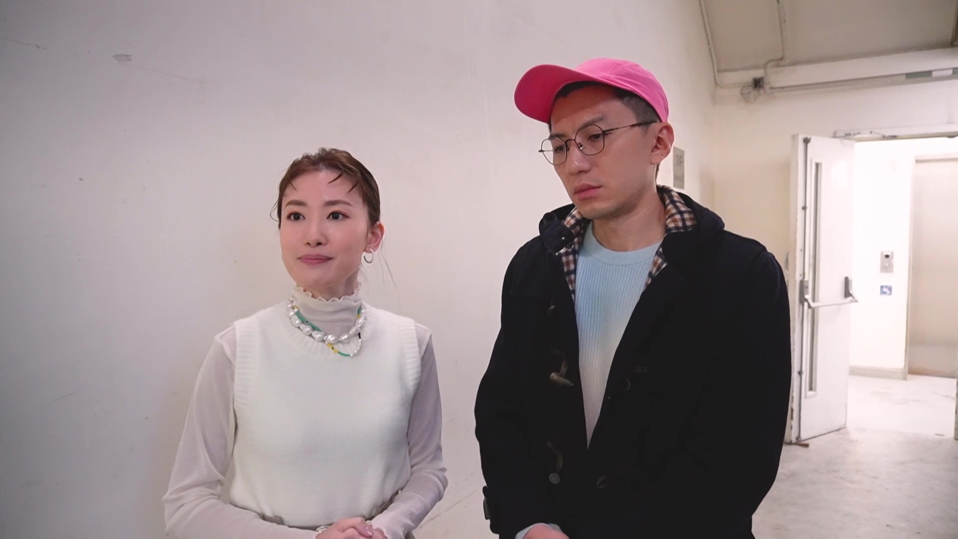 有份演出「迷你舞台劇」嘅蔣家旻同袁偉豪好似好憂愁咁。